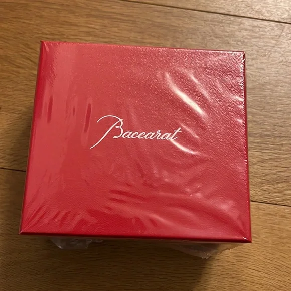 Baccarat Lucky Crystal Clear Butterfly - Picture 2 of 4